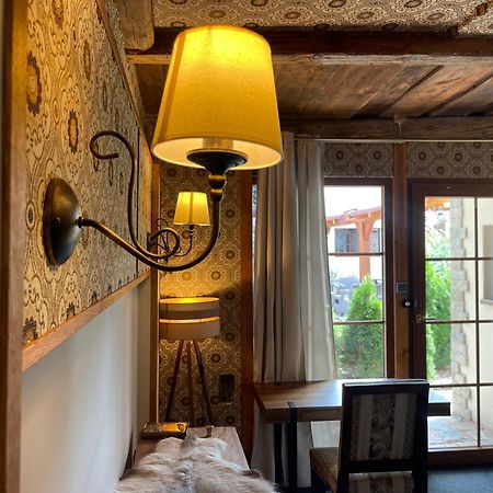 Hotel Veveri Veverska Bityska Luaran gambar