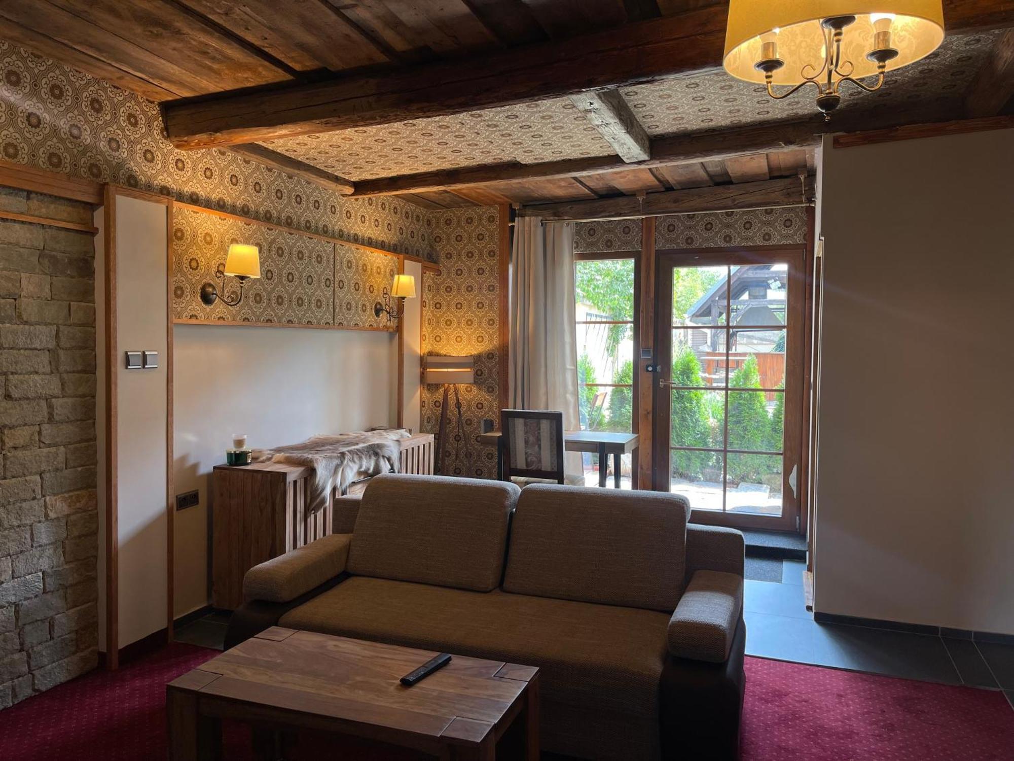 Hotel Veveri Veverska Bityska Luaran gambar